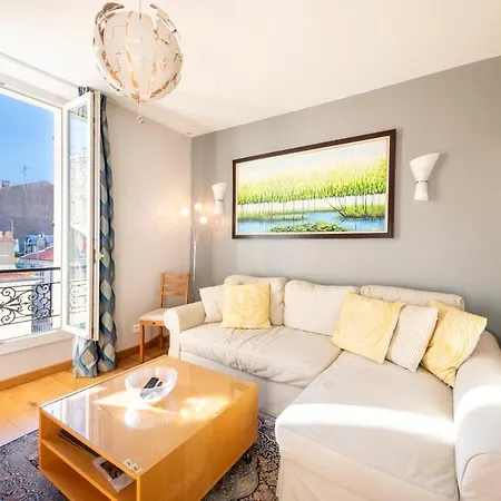 Two Bedrooms - 250m To The Apartman *